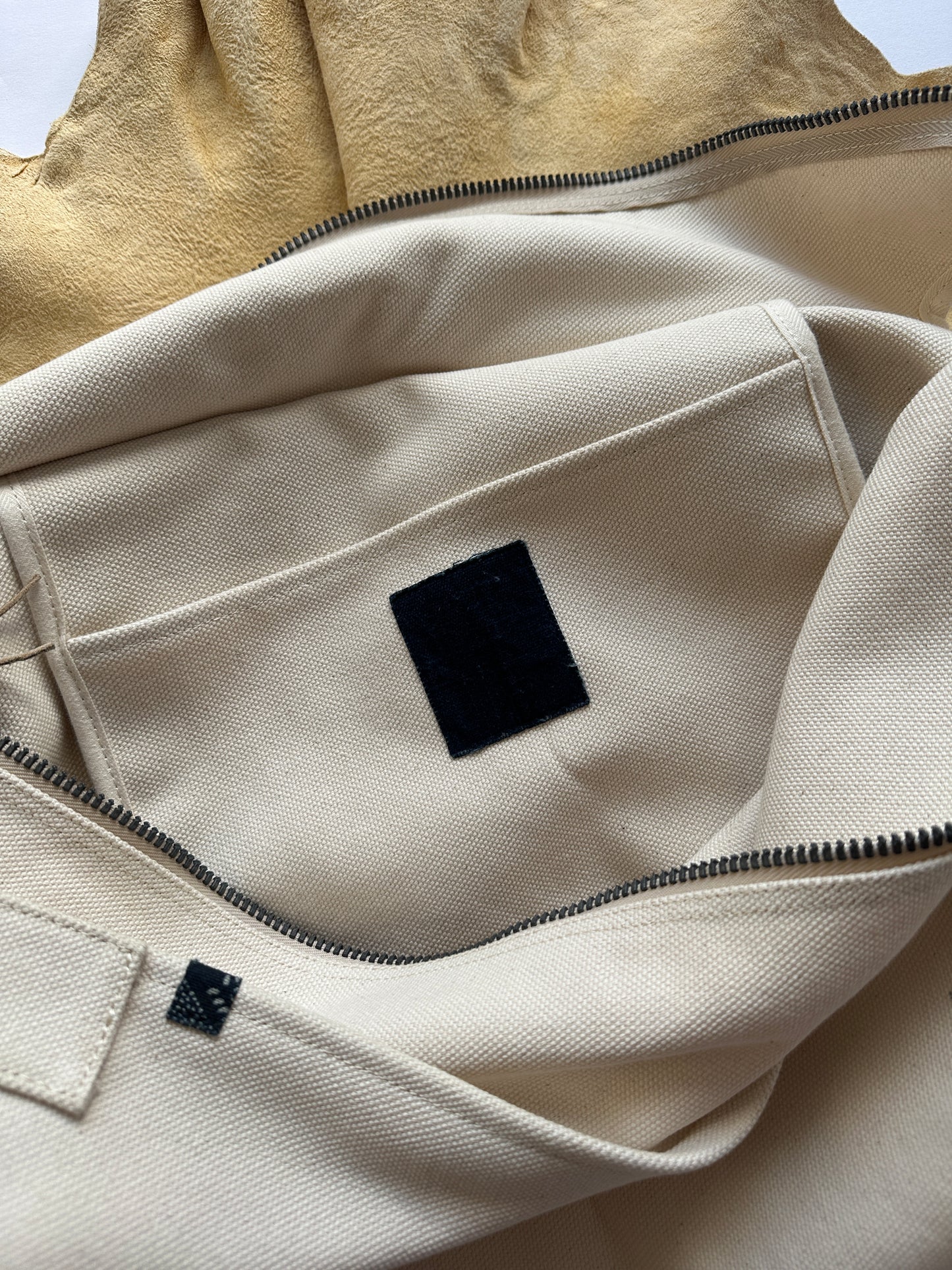 SS20 ICT UT. Satchel (XL)