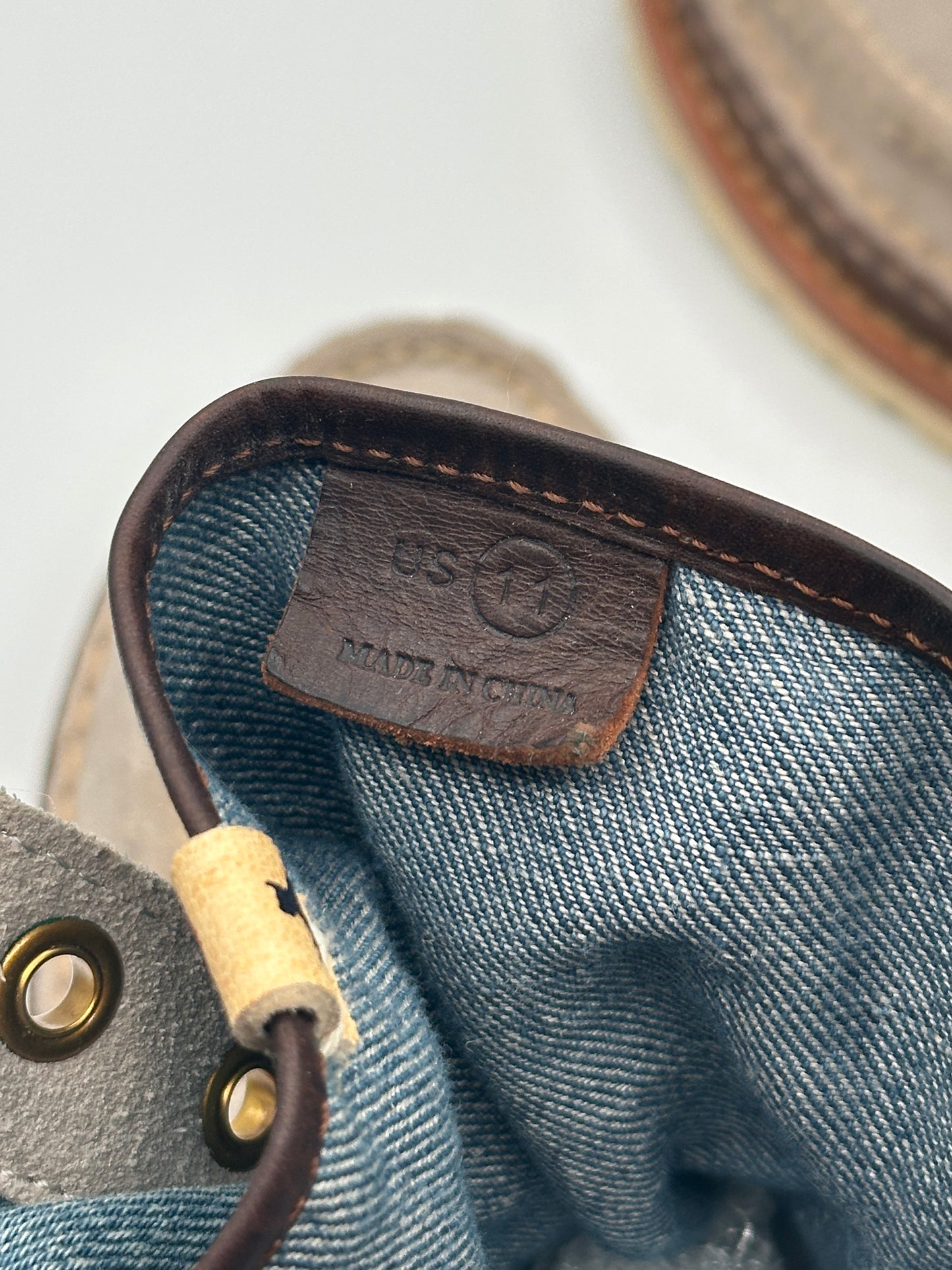 FW13 SPOT Grizzly Boots-Folk