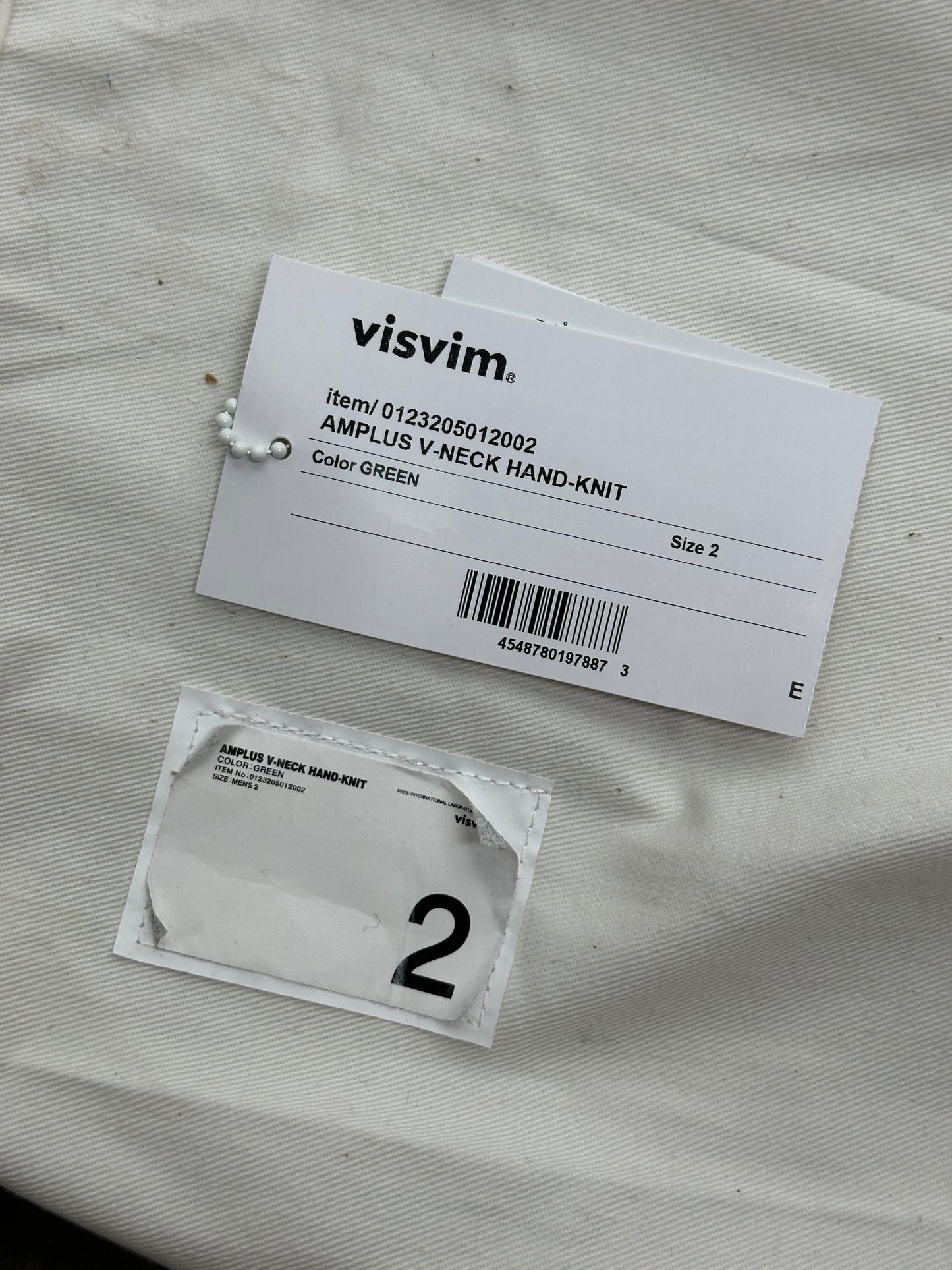 FW23 Amplus V-Neck Hand-Knit