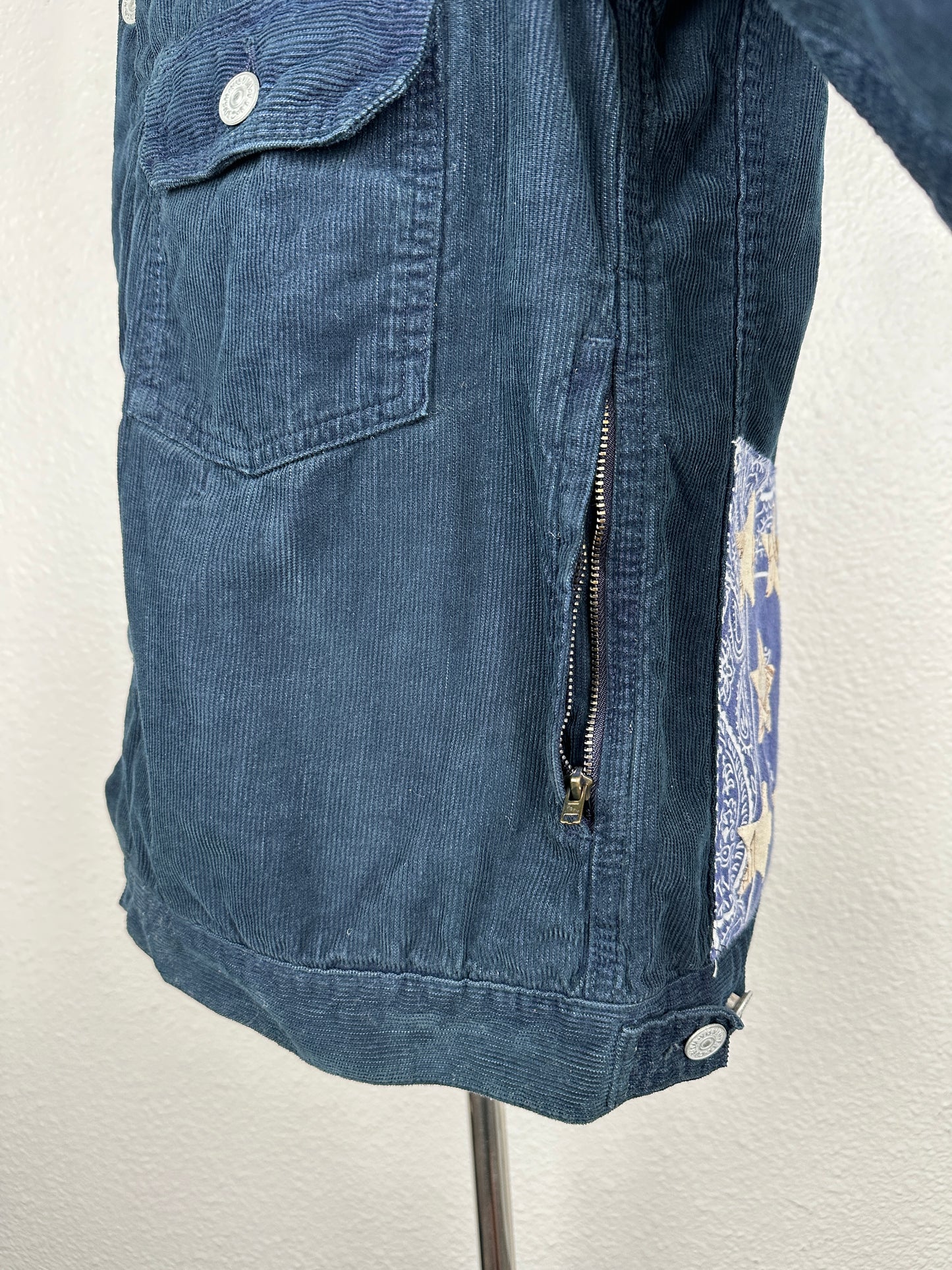 FW19 ICT 101 JKT Cords Stars
