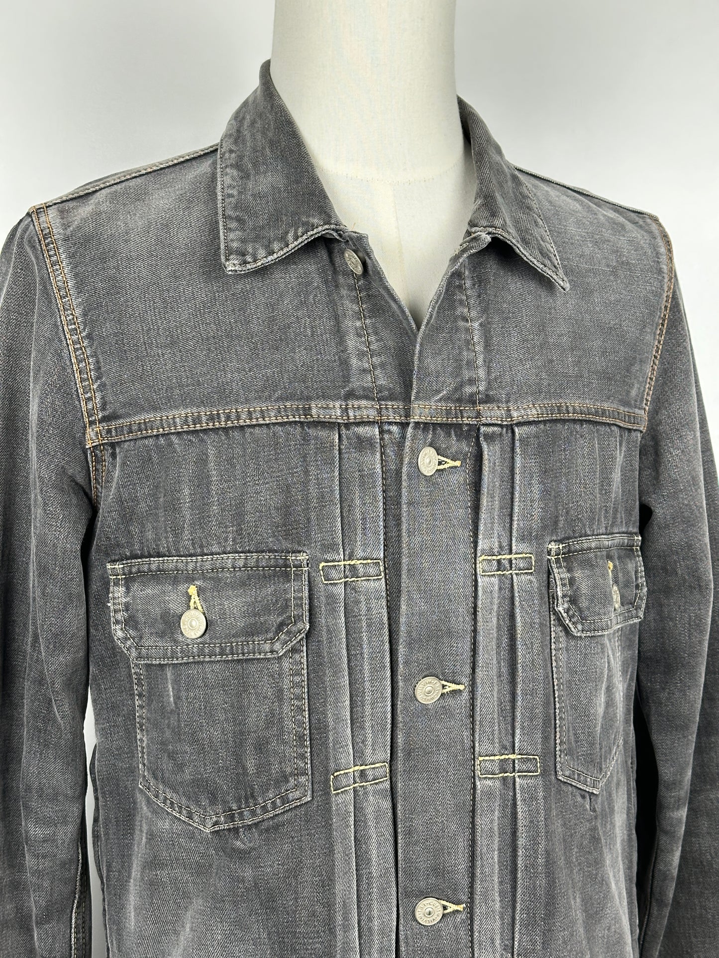 FW16 SS 101 JKT Damaged