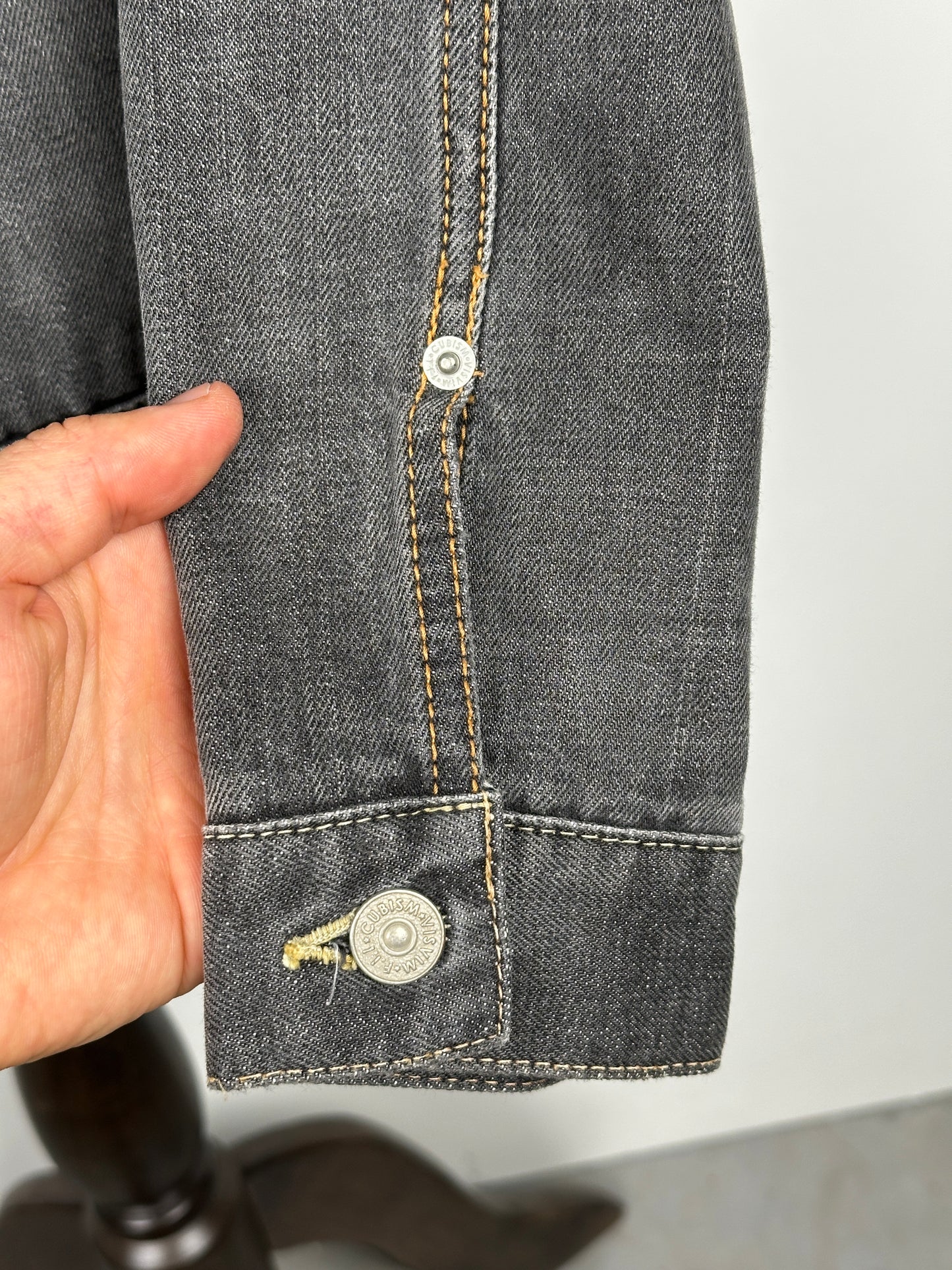 FW16 SS 101 JKT Damaged