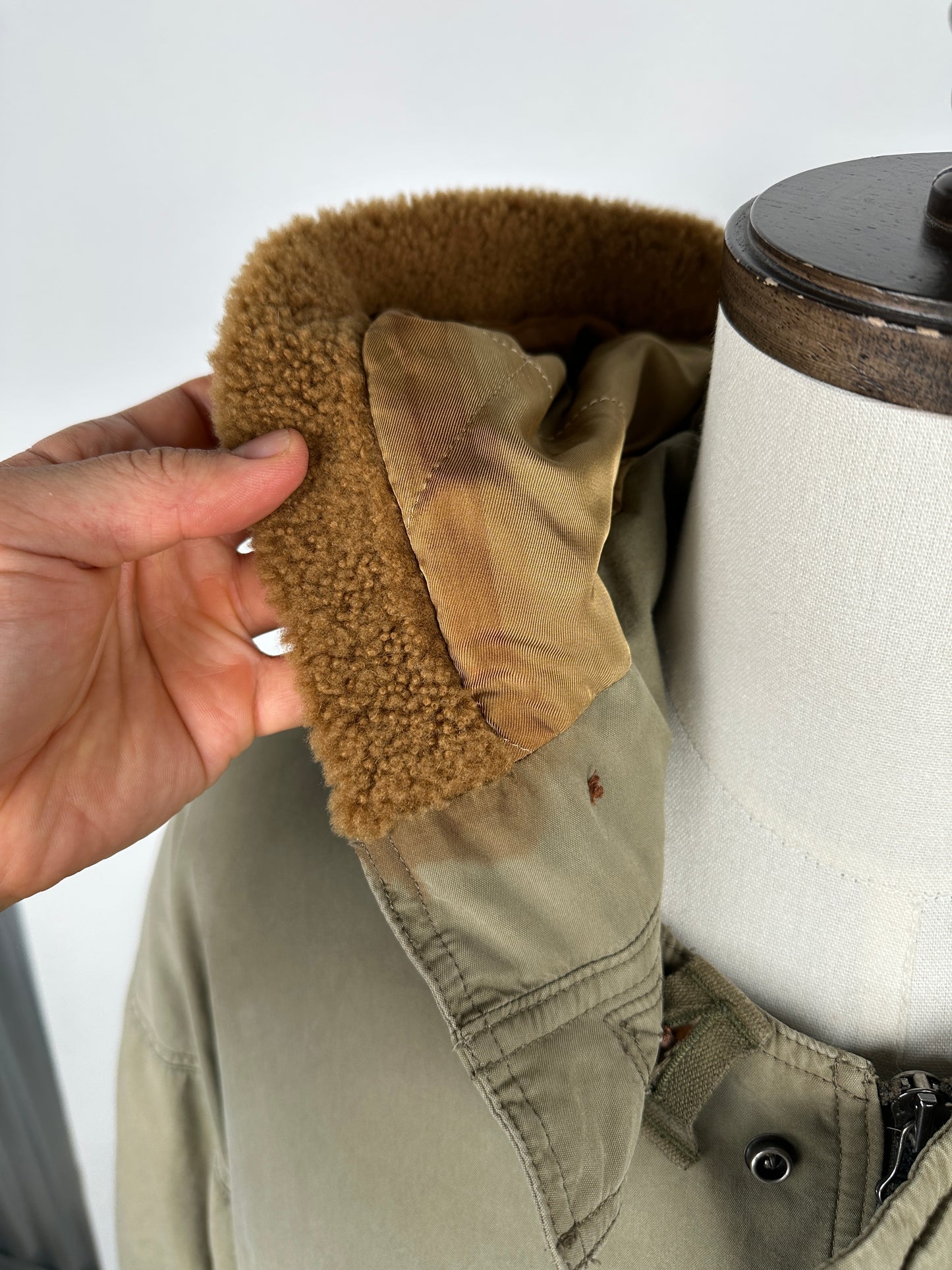 FW23 Synae Down Coat