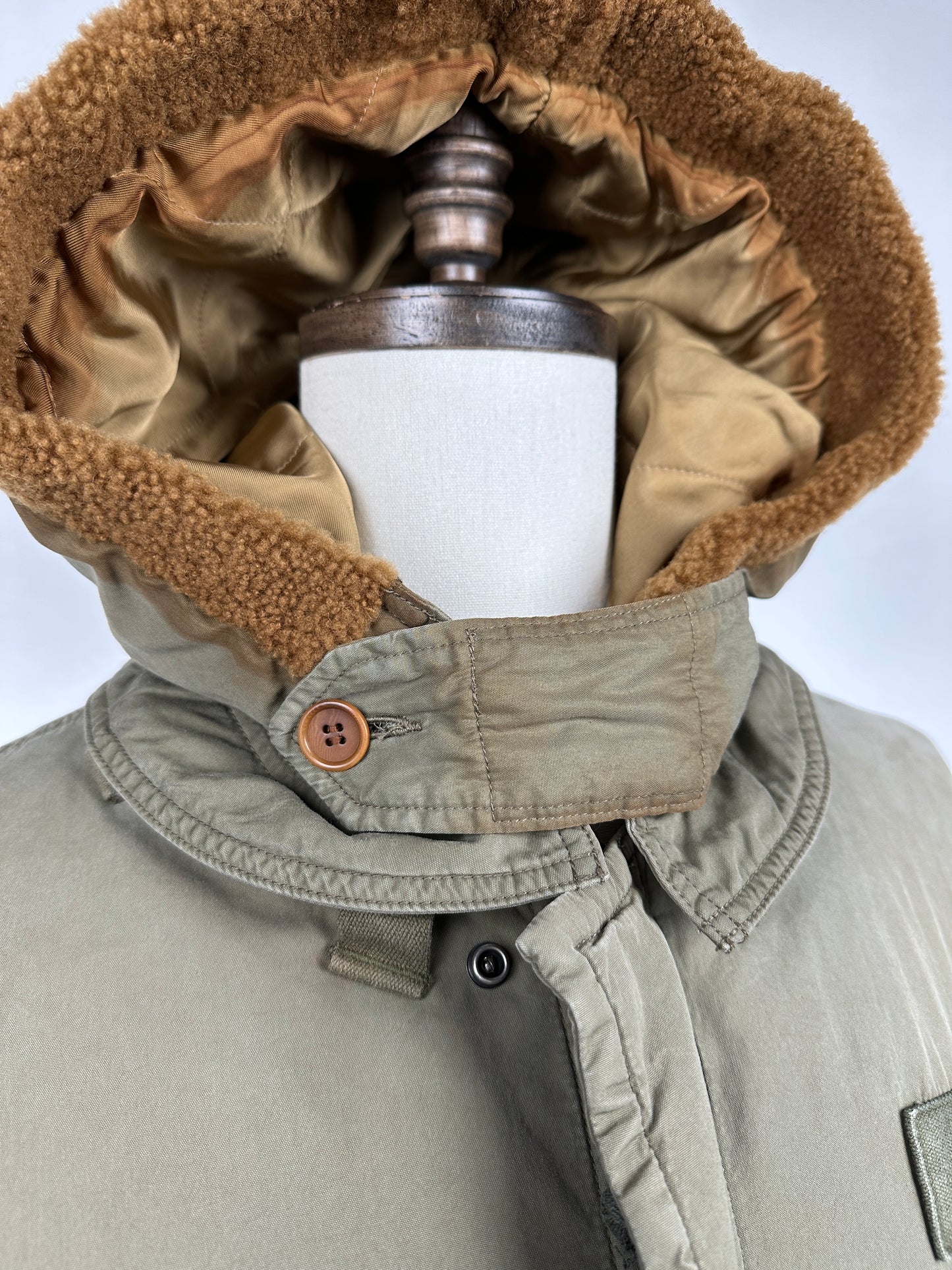 FW23 Synae Down Coat