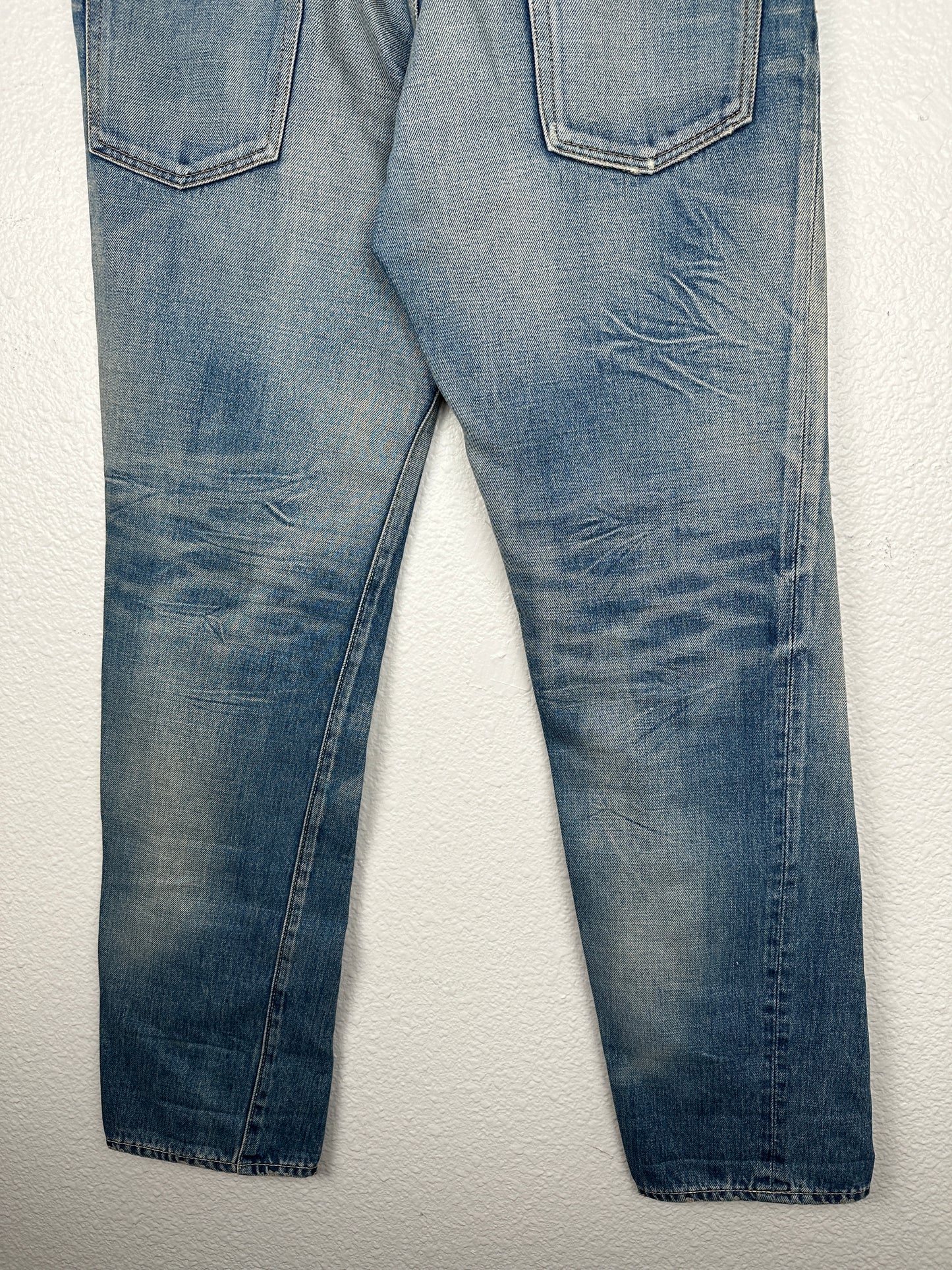 FW11 Social Sculpture 04 Damaged-6.5