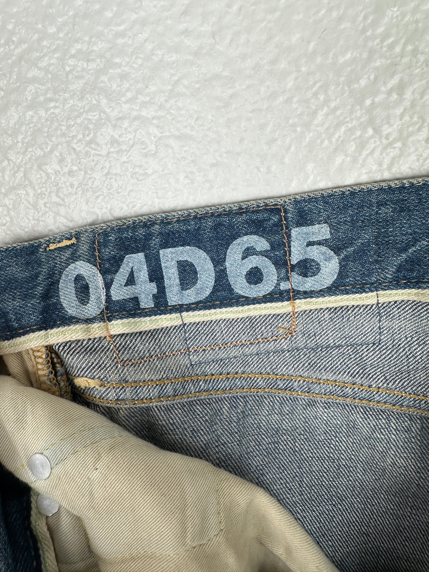 FW11 Social Sculpture 04 Damaged-6.5