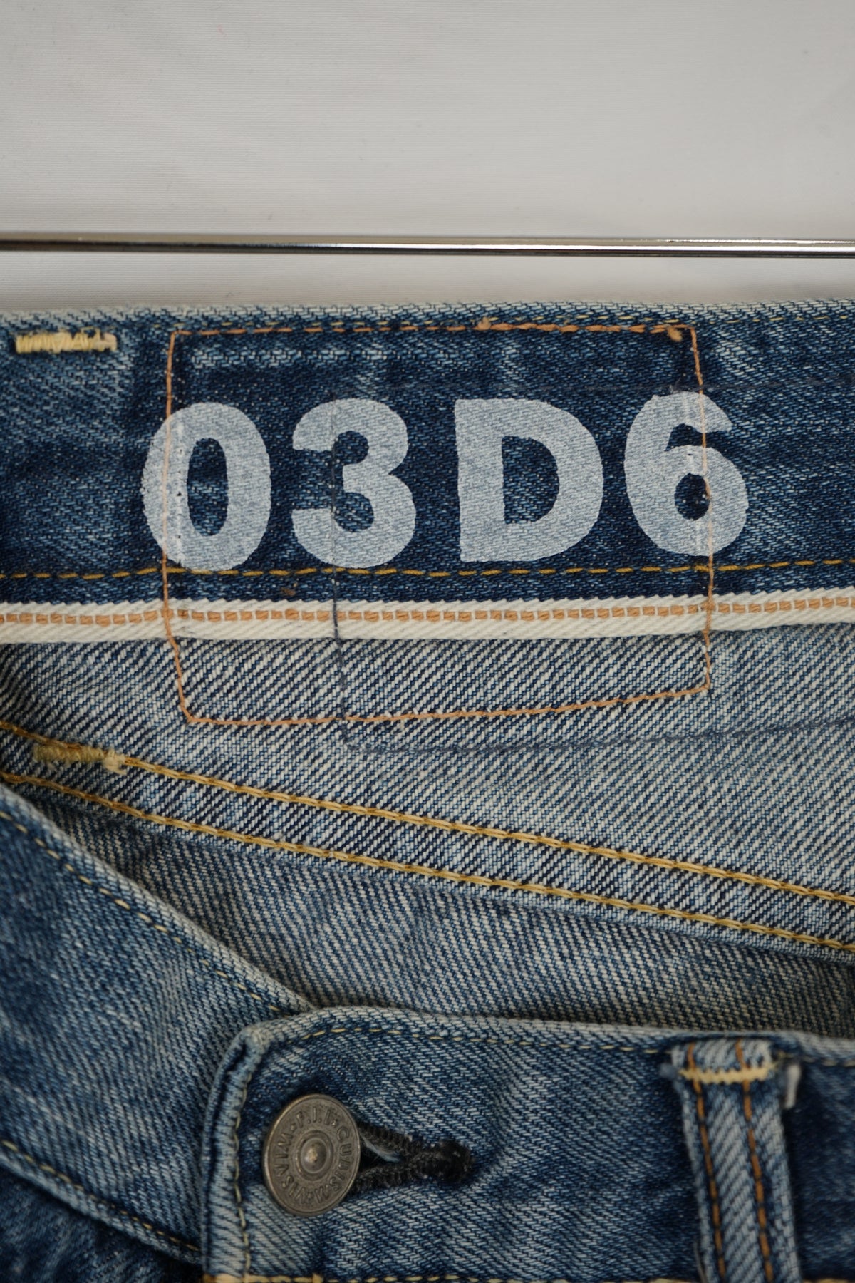 SS11 Social Sculpture 03 Damaged-6 *F.I.L. Exclusive
