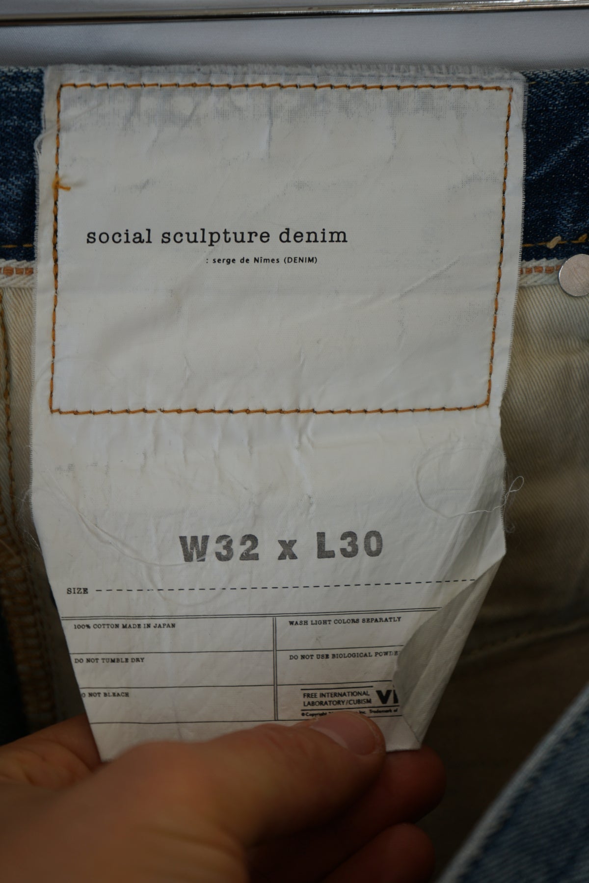 SS11 Social Sculpture 03 Damaged-6 *F.I.L. Exclusive