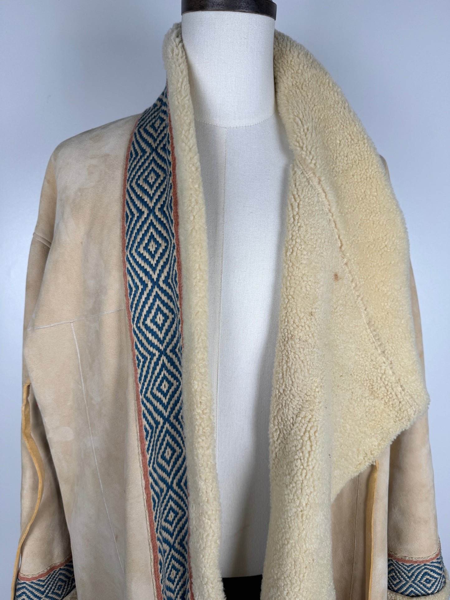 FW14 Lhamo Robe IT