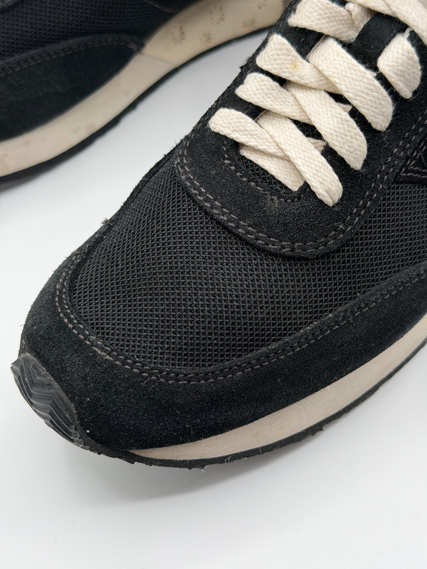 SS21 Attica Trainer