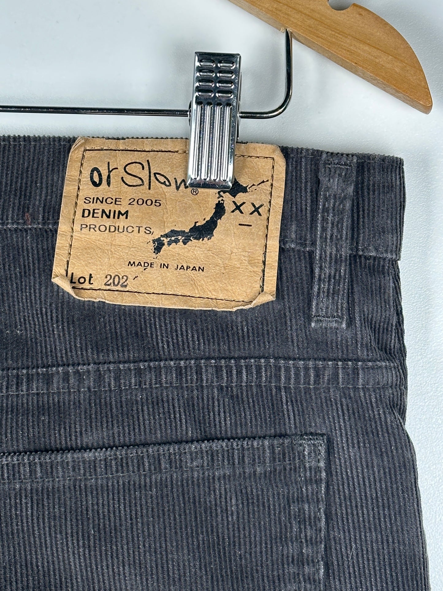 102 Shoe Cut Corduroy Pants