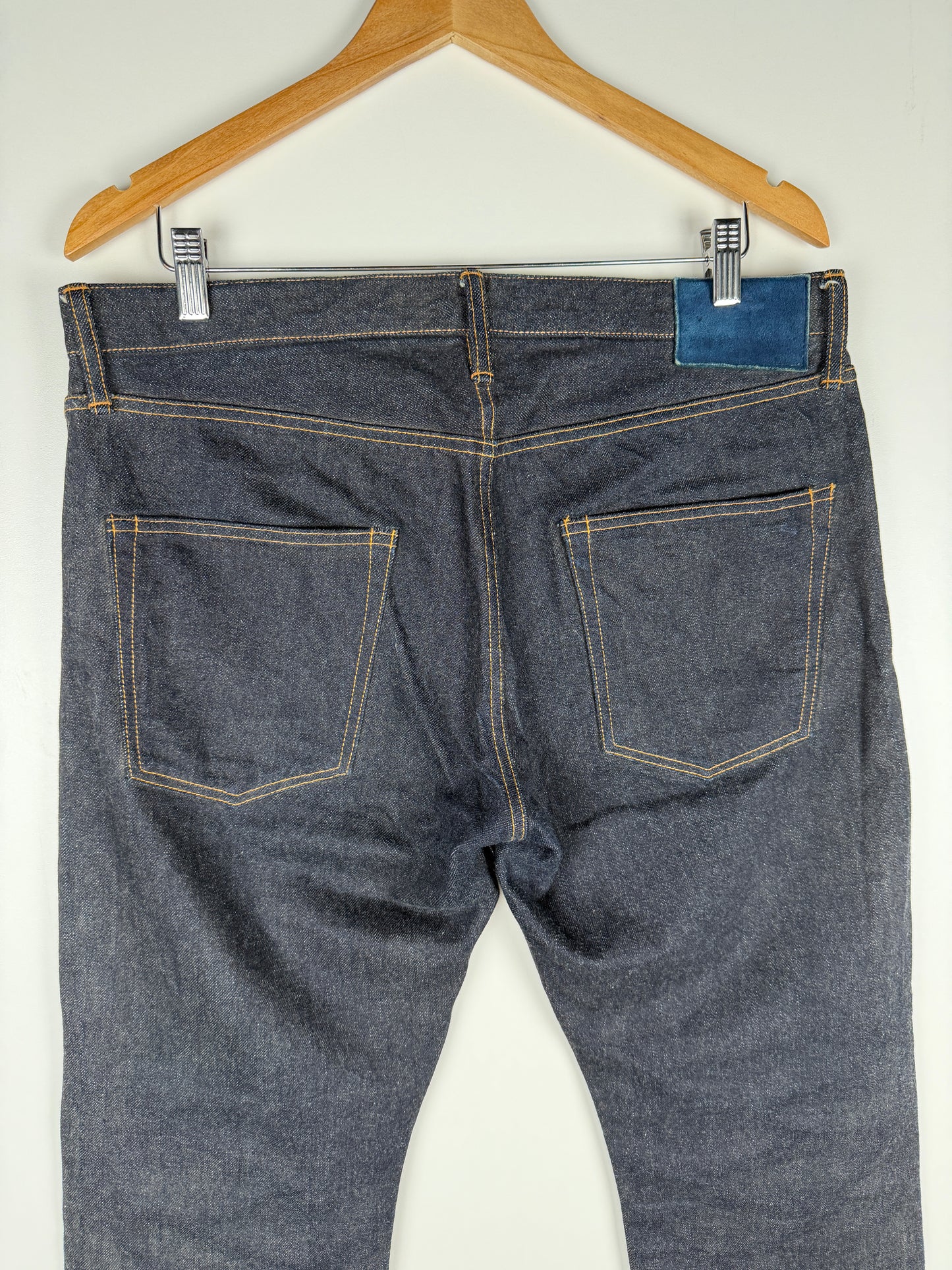 FW23 Social Sculpture 01 Slim Raw Mud OD