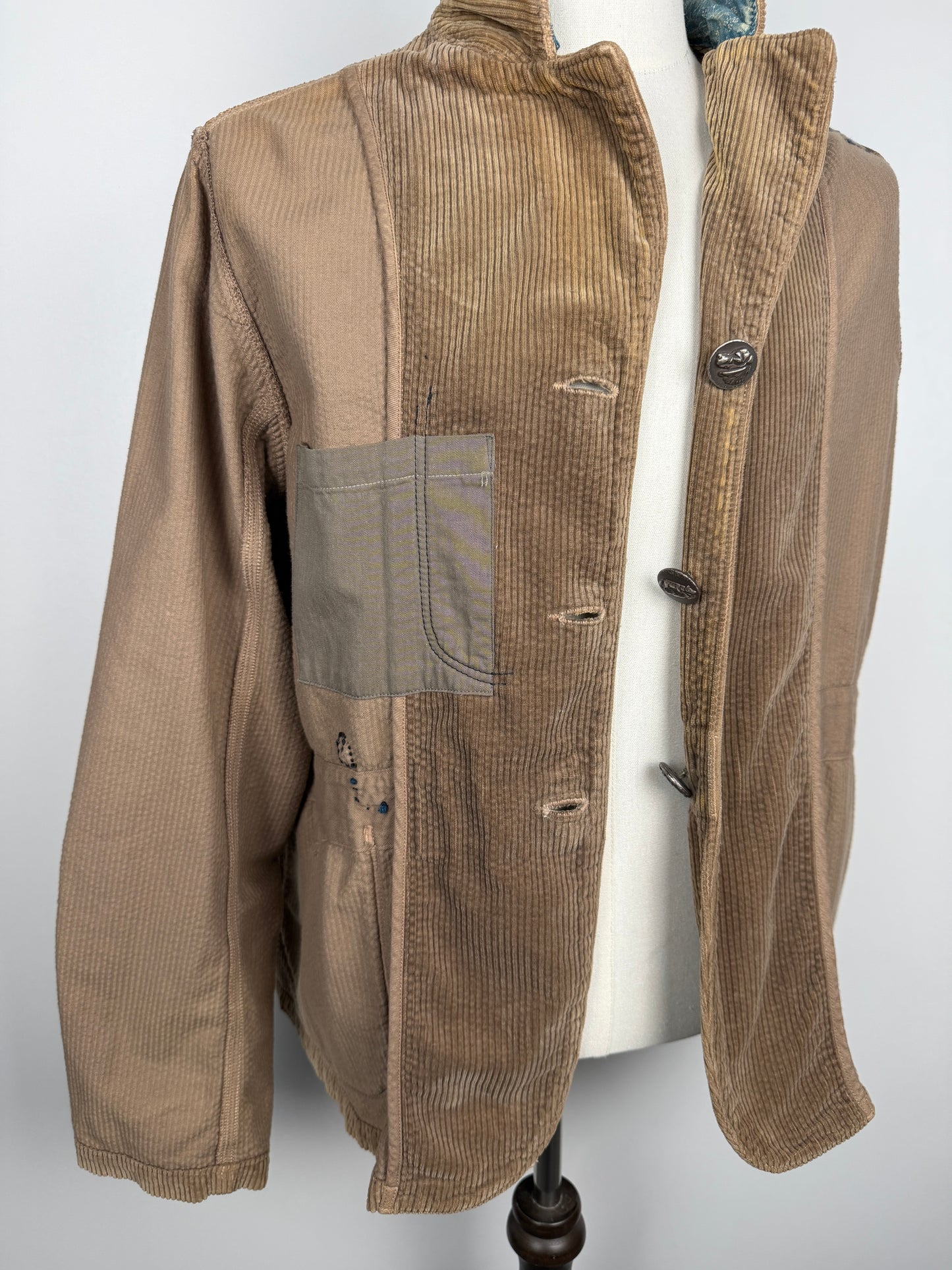 Distressed Corduroy Hospital JKT