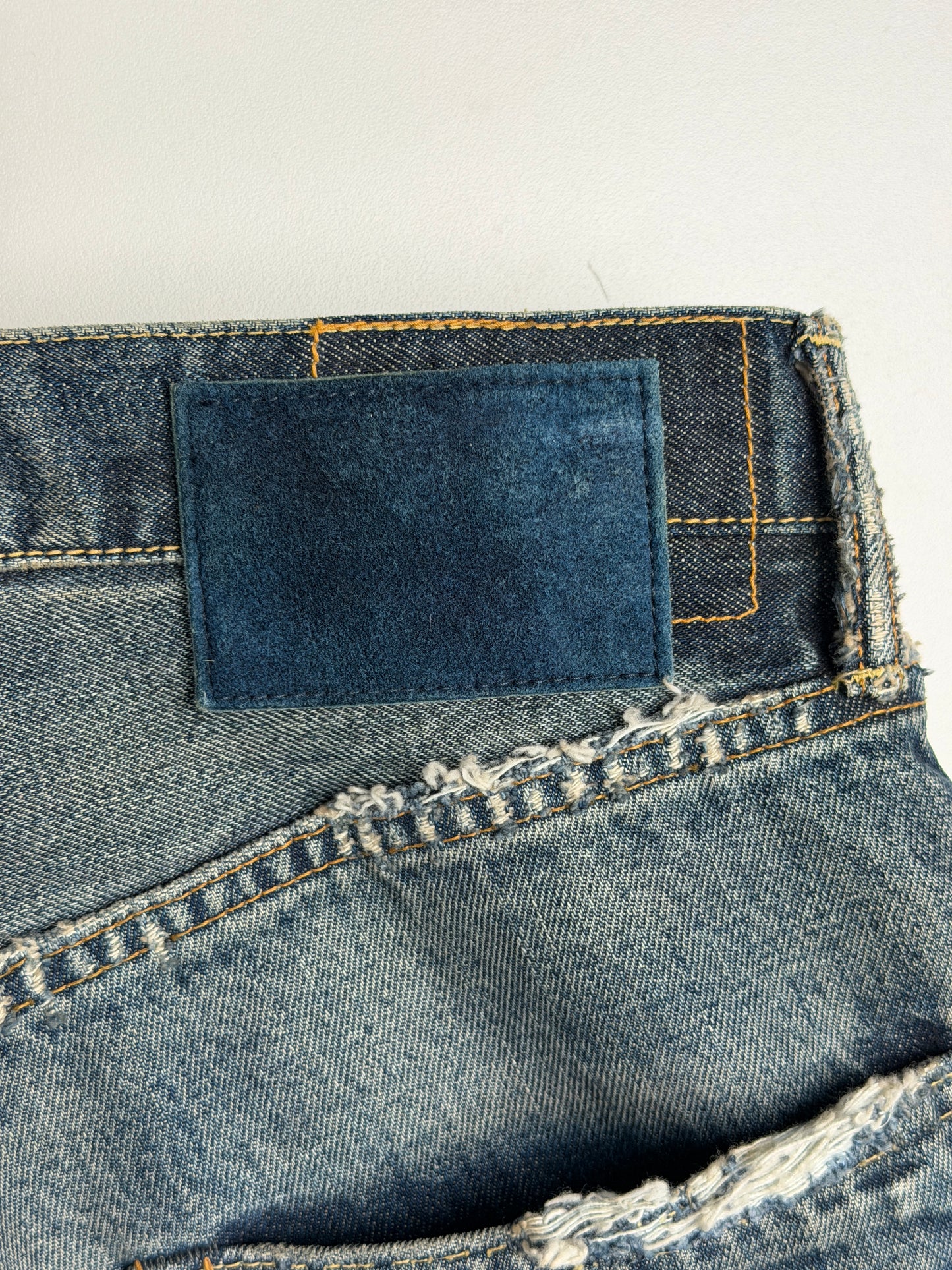 FW20 Social Sculpture 01 Slim Damaged-17