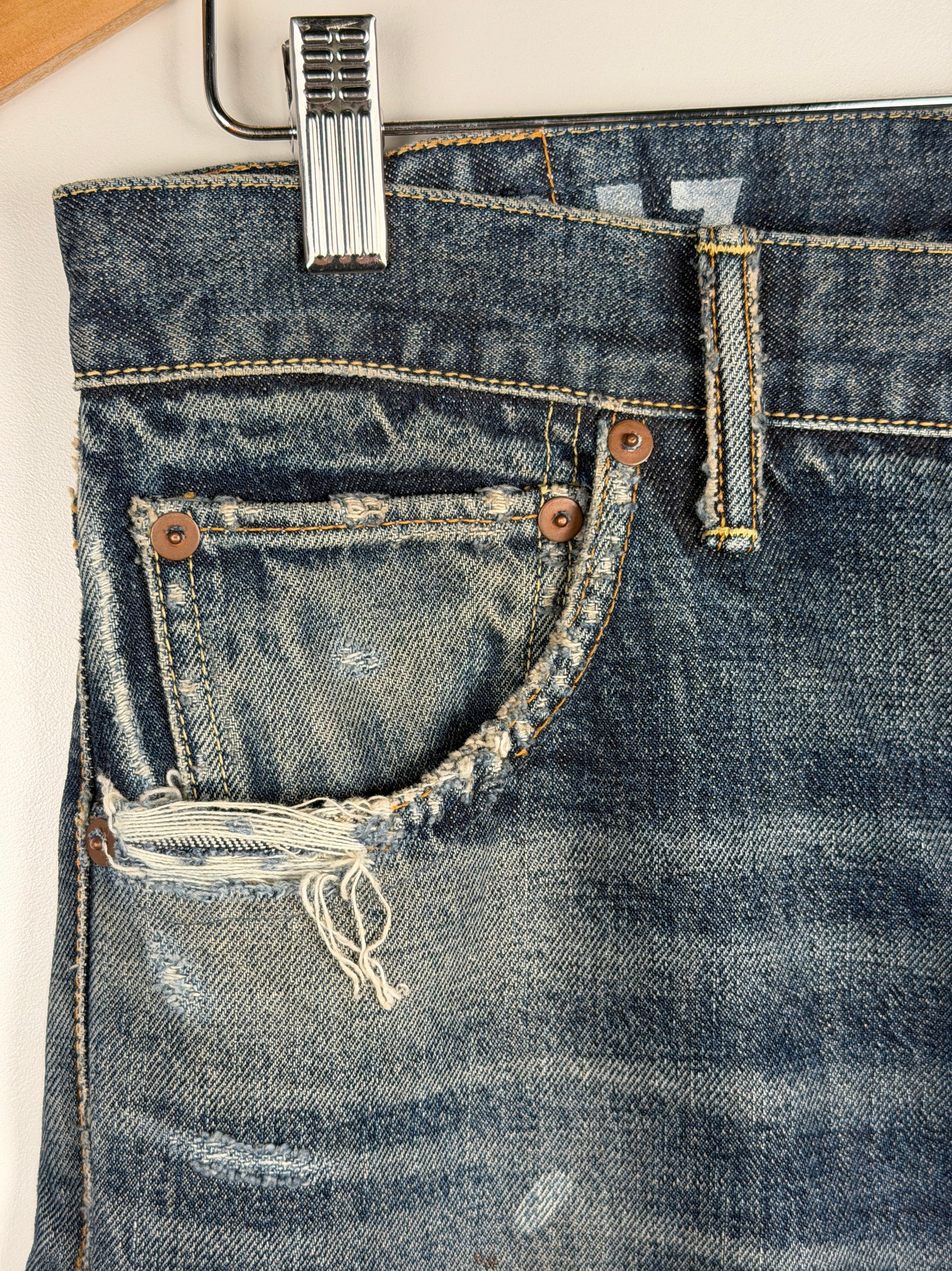FW20 Social Sculpture 01 Slim Damaged-17