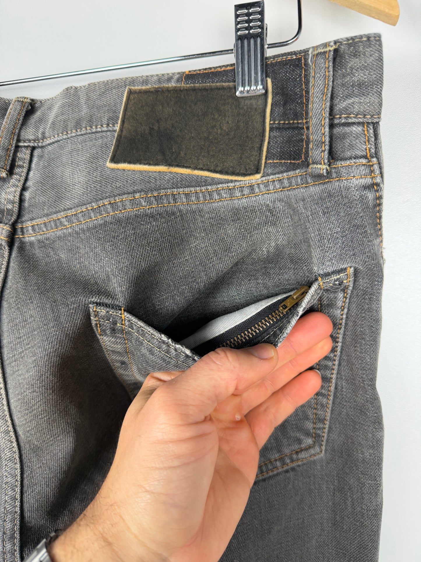 FW16 Social Sculpture 10 Damaged-5