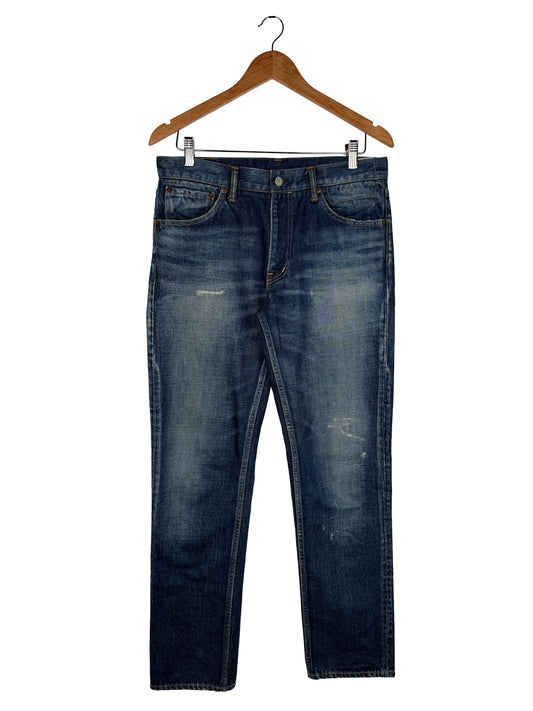 FW18 Social Sculpure 03 Damaged-12