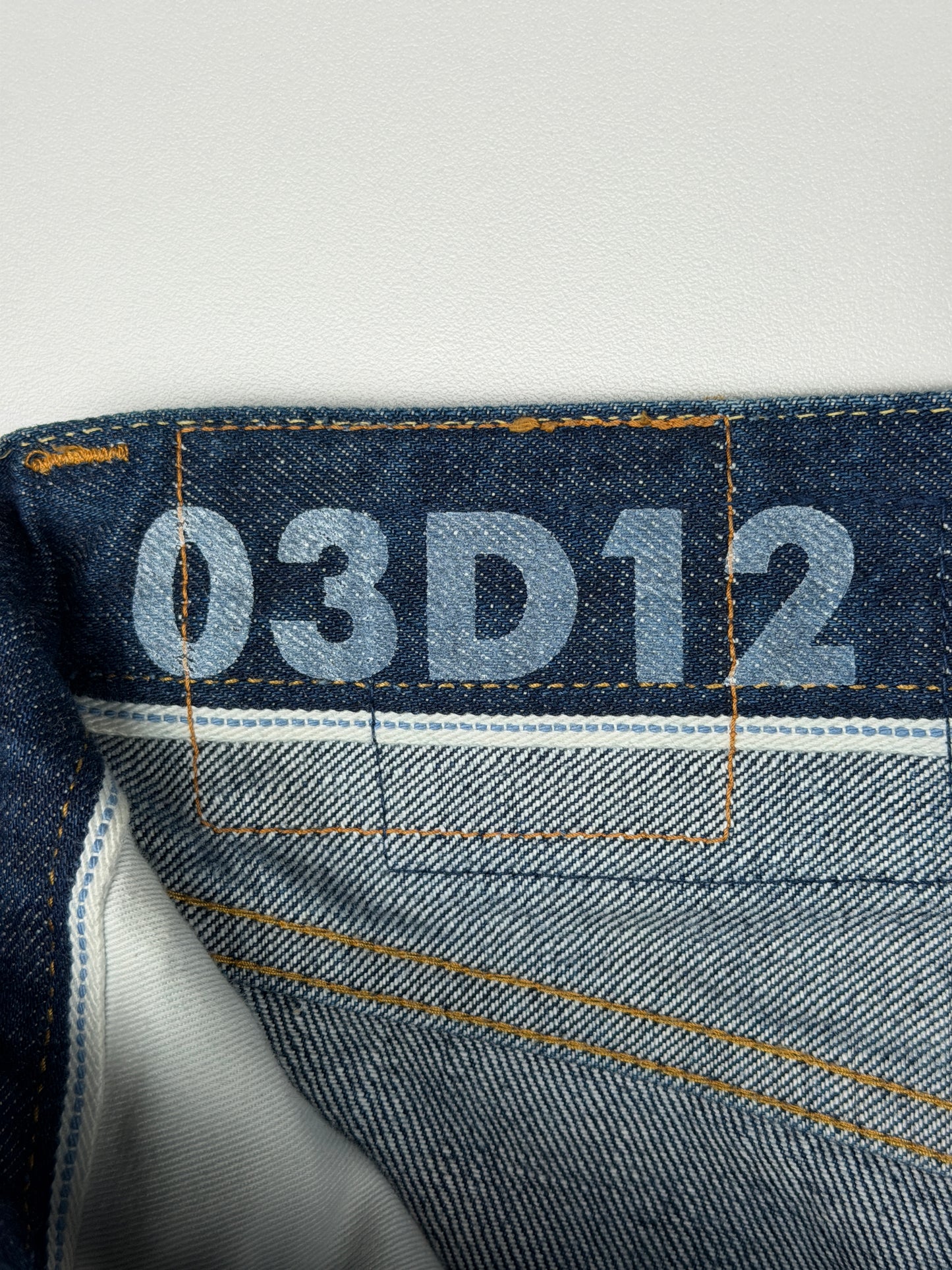 FW18 Social Sculpure 03 Damaged-12
