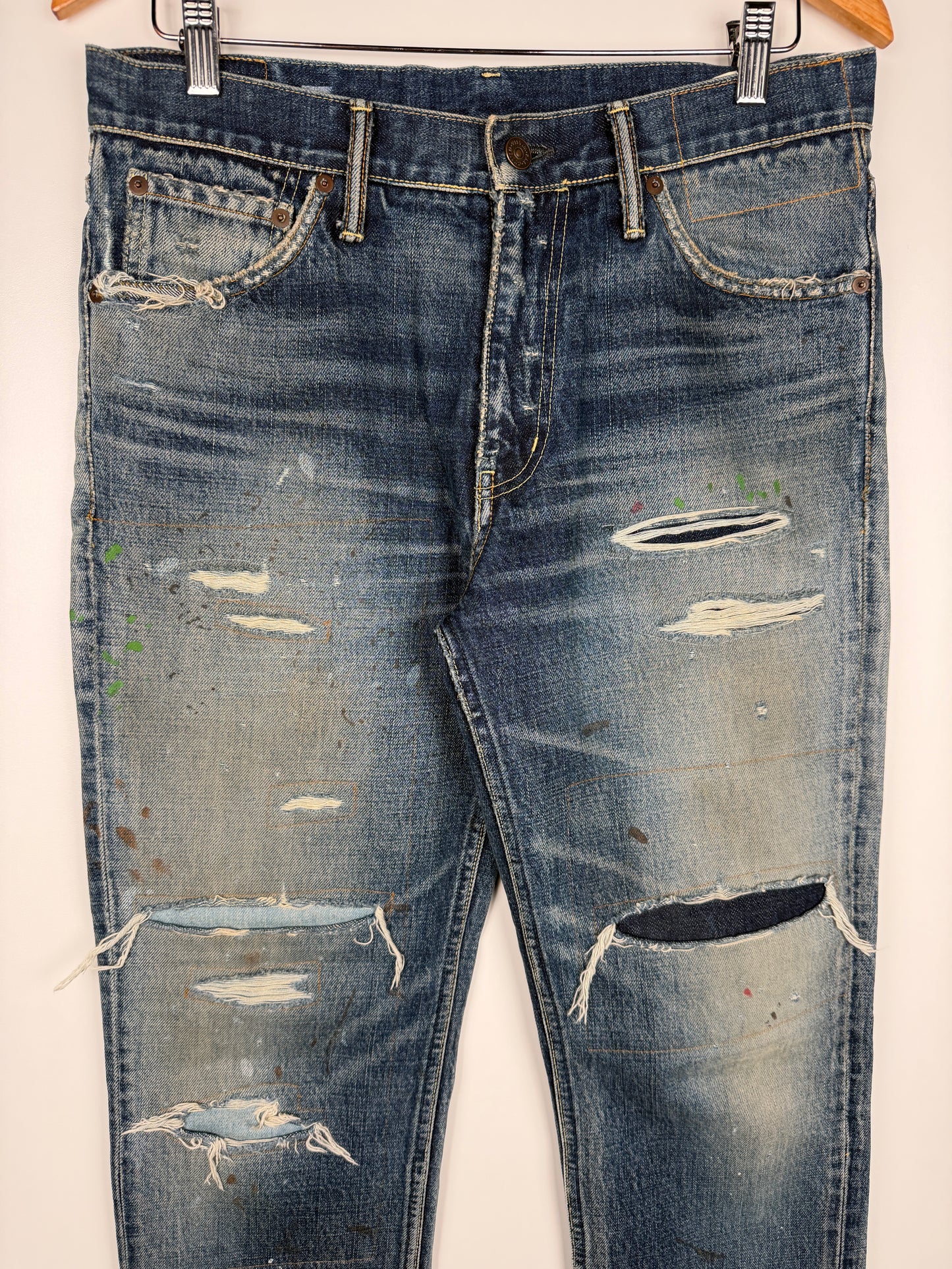 SS19 SPOT Social Sculpture 03 Damaged-17