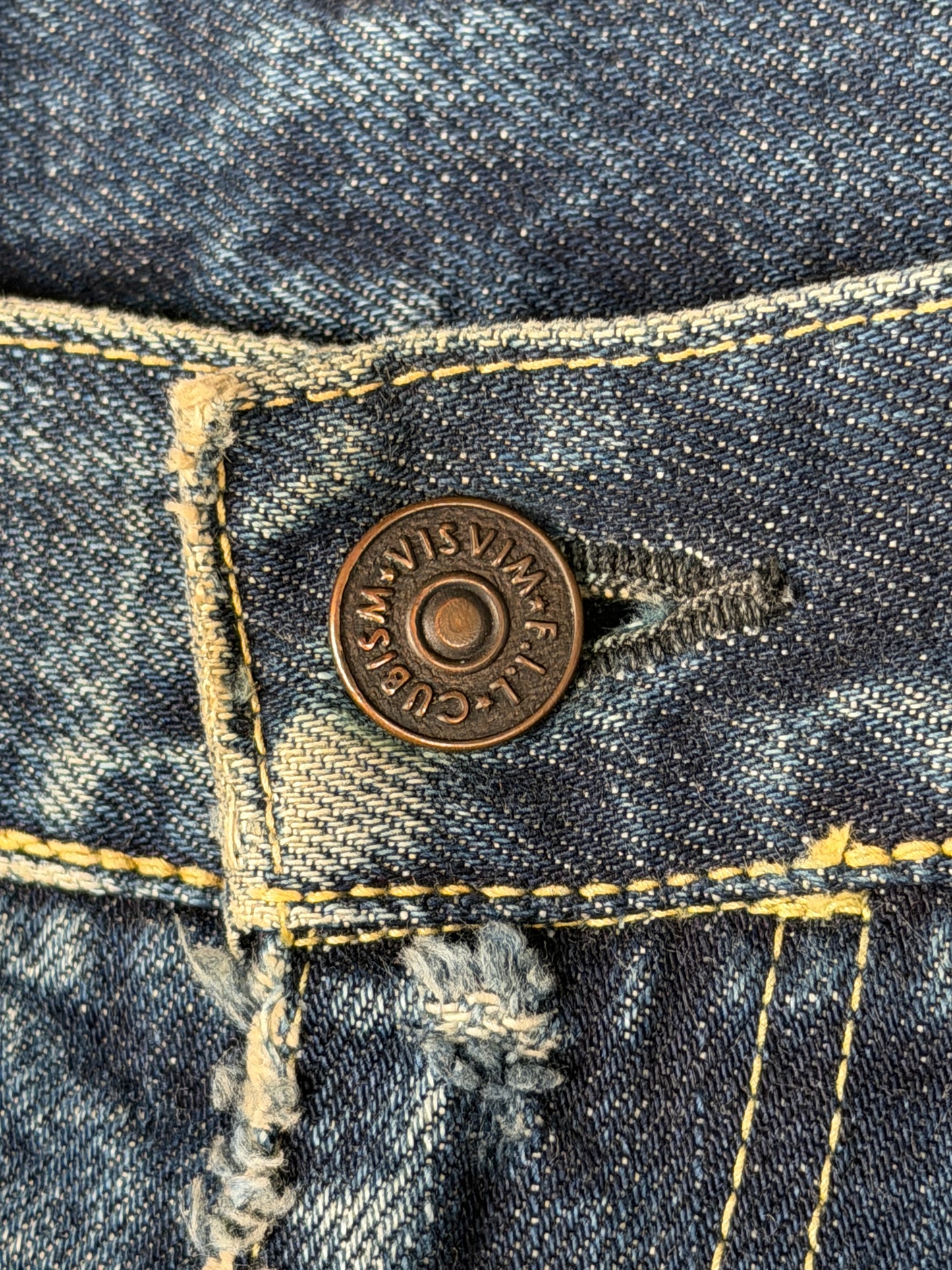 SS19 SPOT Social Sculpture 03 Damaged-17