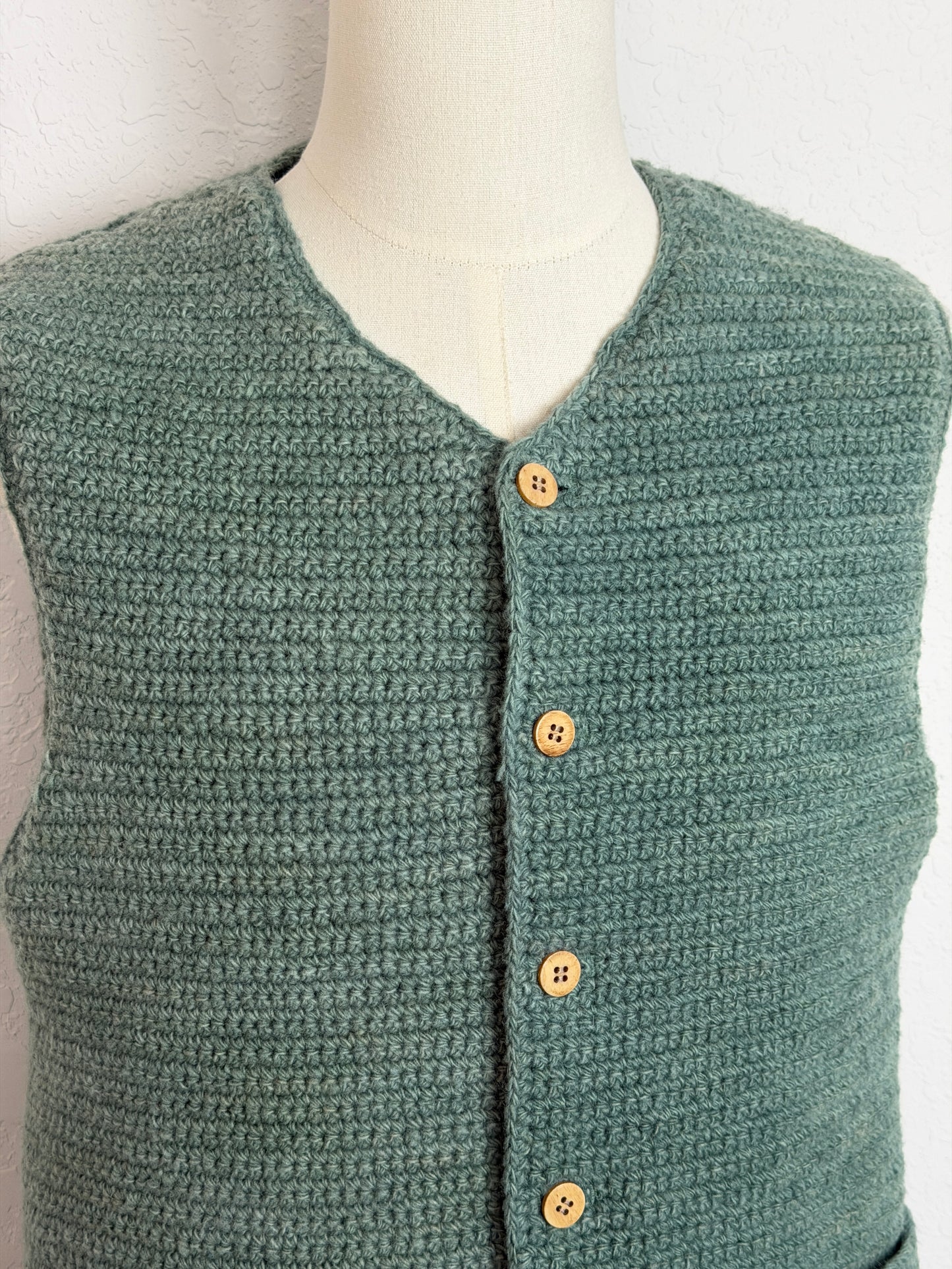 FW24 Crochet Knit Vest (N.D.)