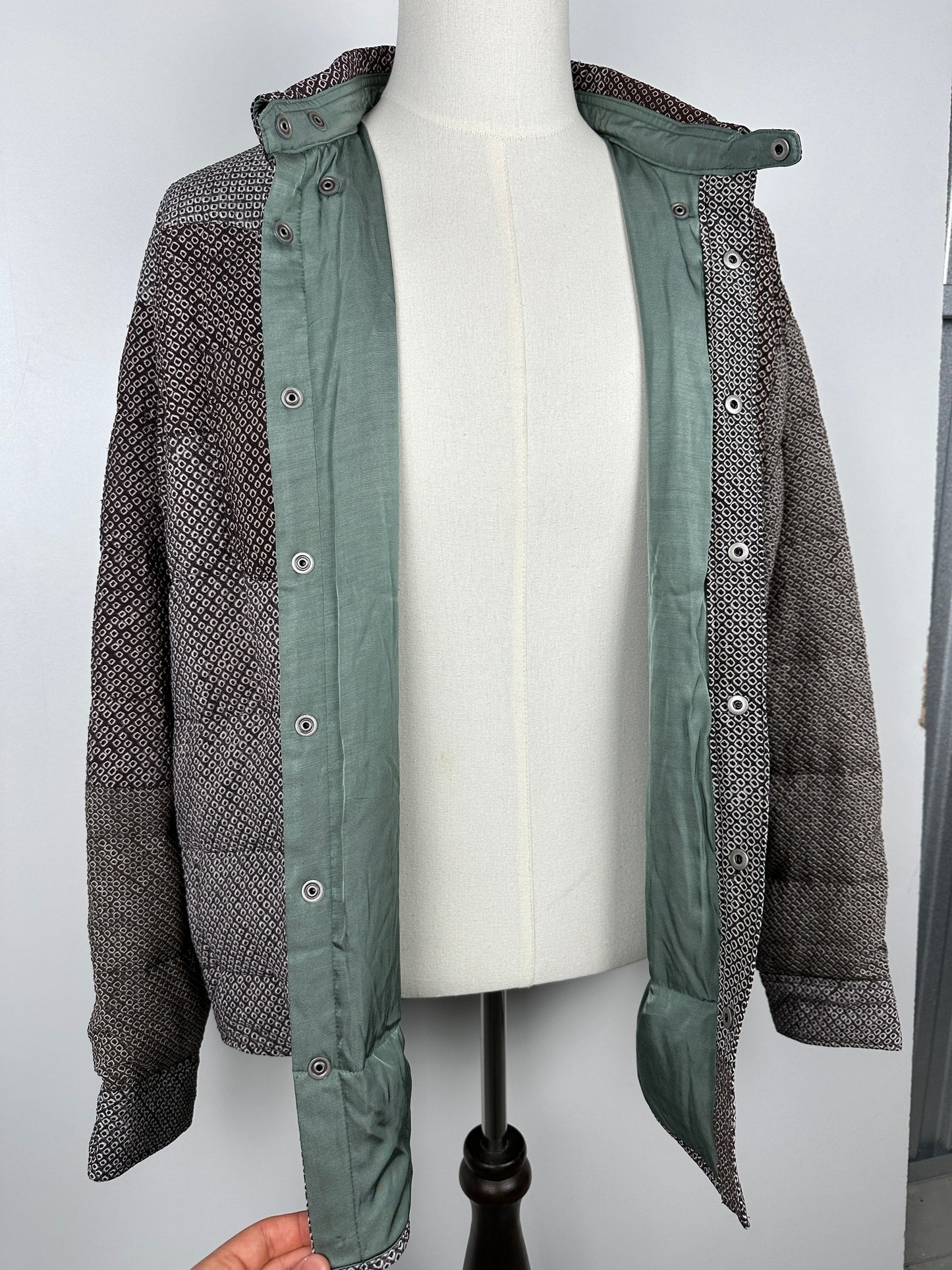 FW22 SPOT Kerchief Down JKT (Vt. Shibori)