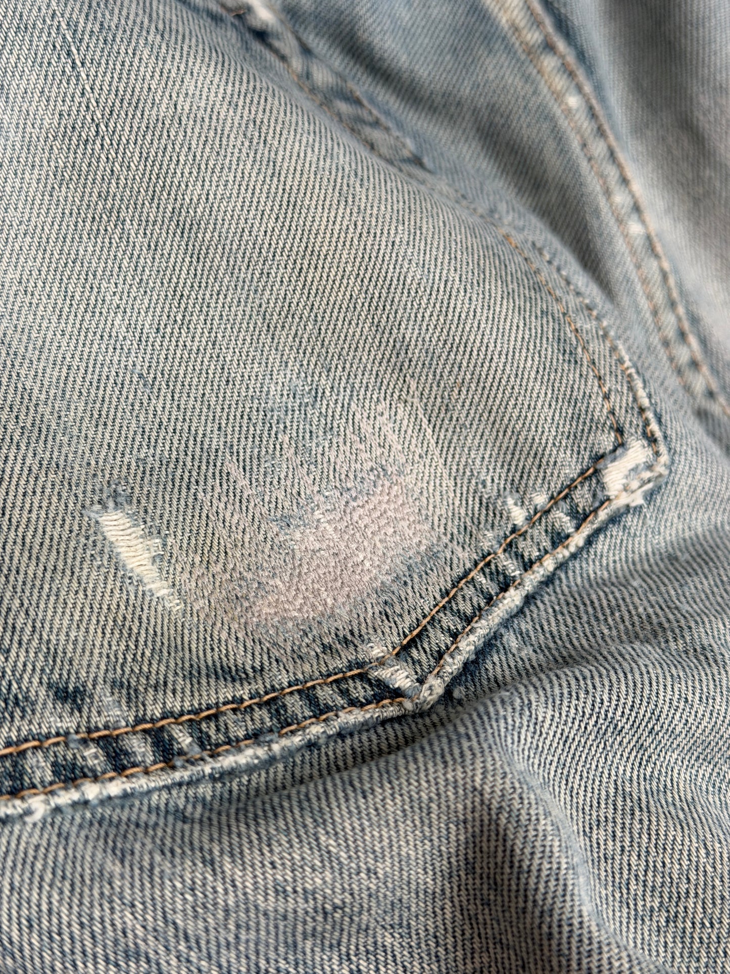 R-5D Distressed Selvedge Denim