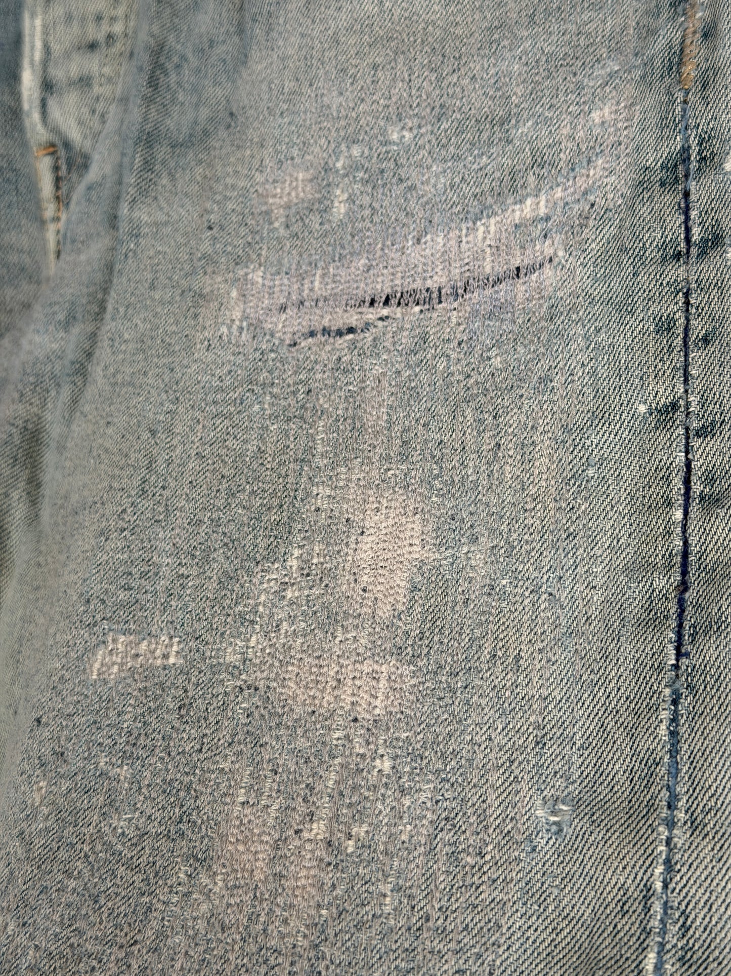 R-5D Distressed Selvedge Denim