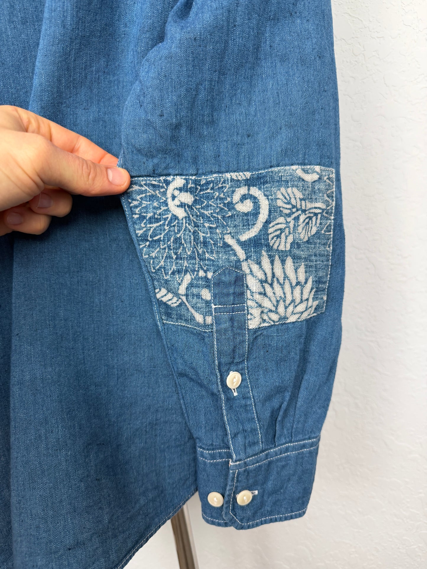 FW15 SPOT Lungta Patch Shirt L/S Chambray