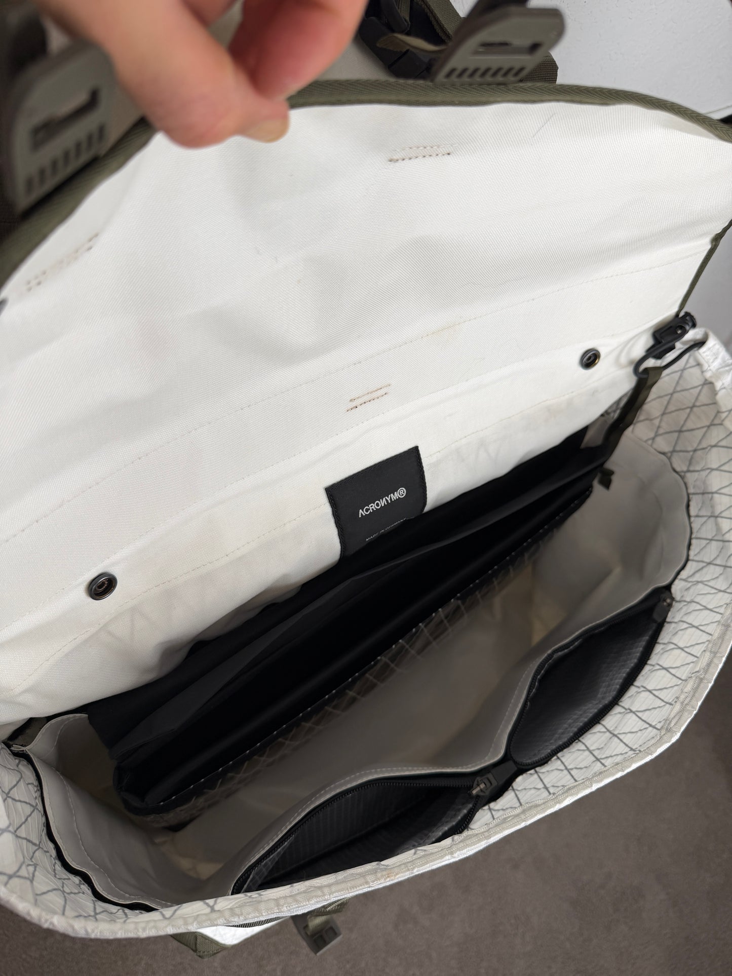 FW23 3A-6TS Messenger Bag
