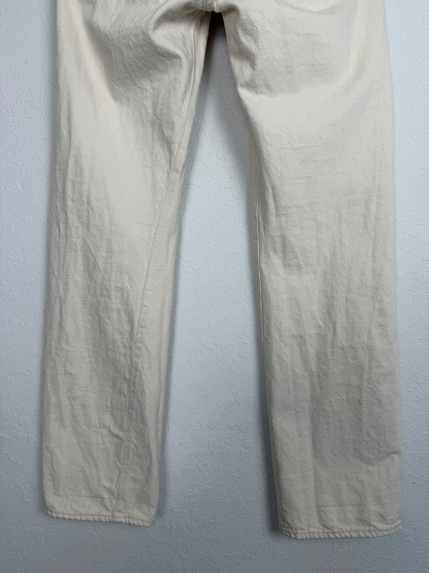 1101 Straight Ecru Denim