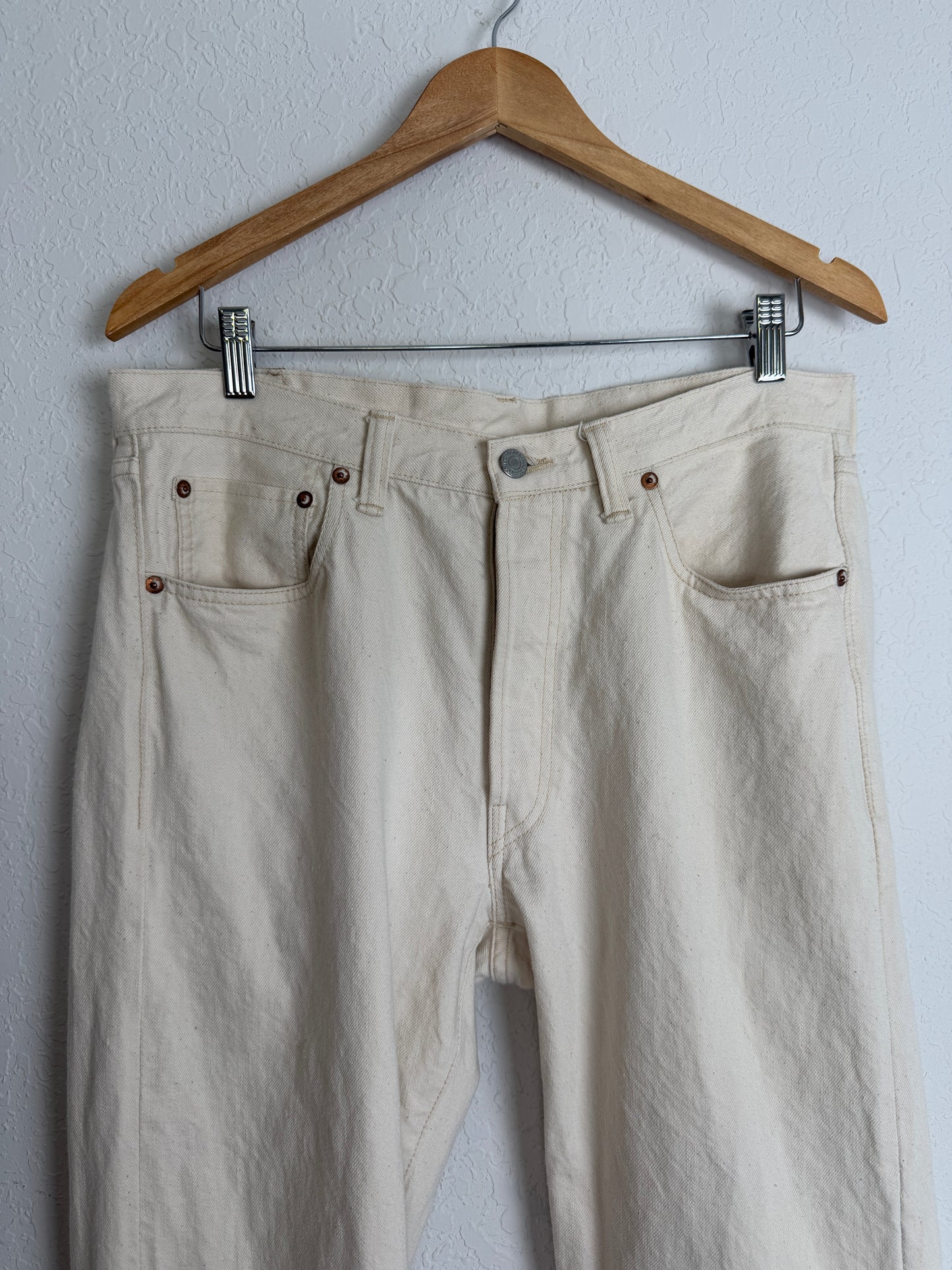 1101 Straight Ecru Denim