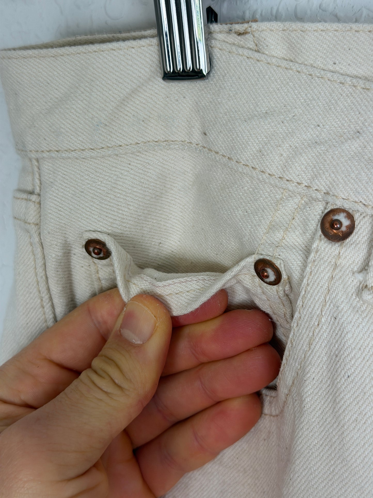 1101 Straight Ecru Denim